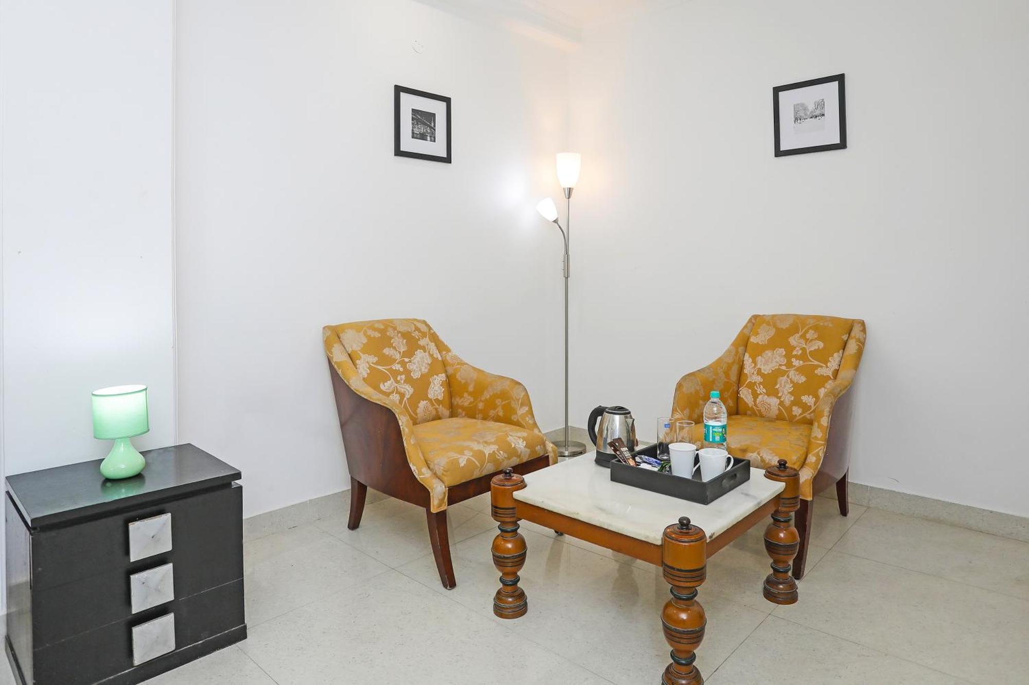 Collection O Residency Near Dwarka Sector 21 Metro Station Hotel Kapas Hera Buitenkant foto