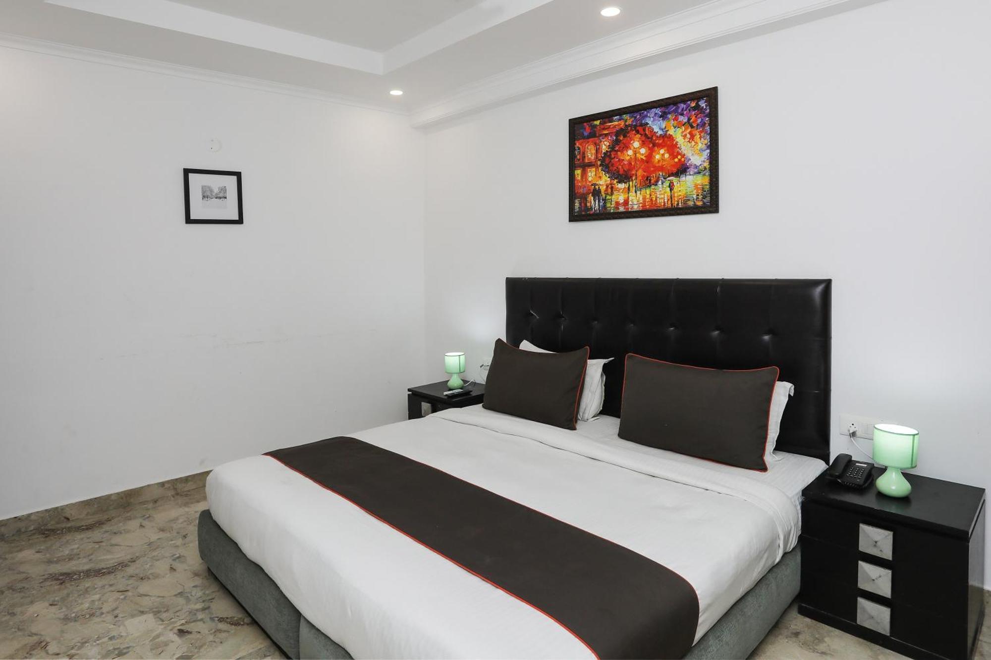 Collection O Residency Near Dwarka Sector 21 Metro Station Hotel Kapas Hera Buitenkant foto