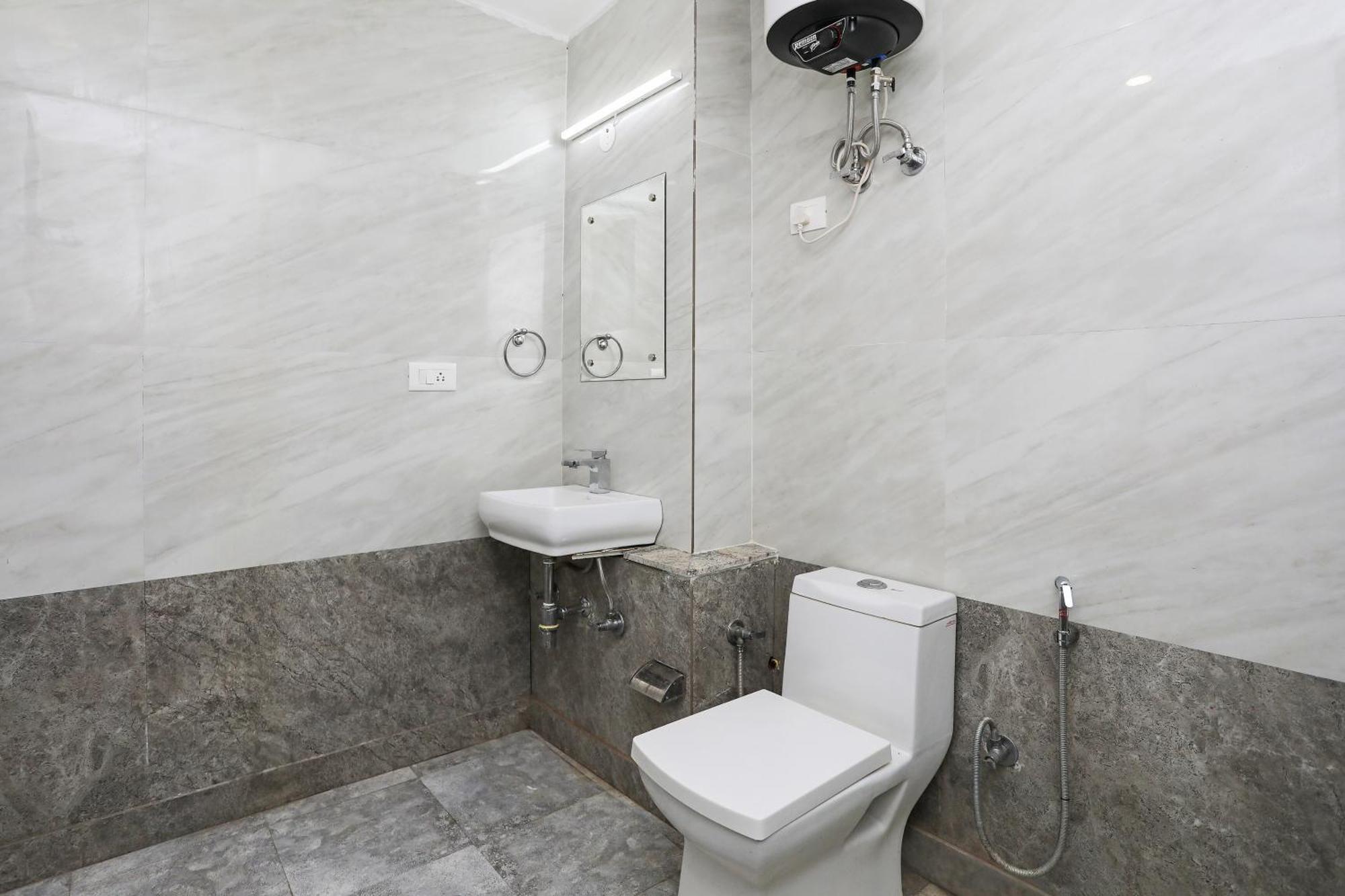 Collection O Residency Near Dwarka Sector 21 Metro Station Hotel Kapas Hera Buitenkant foto